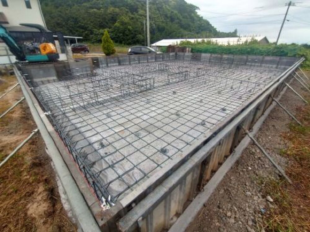 基礎工事スタート