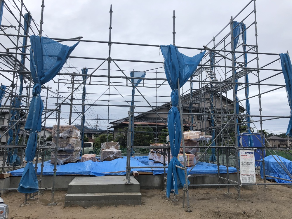 足場の組み立て