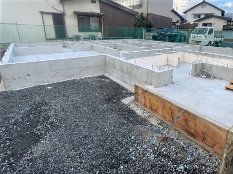 型枠がはずれました。