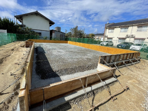 基礎工事は順調に進んでおります。