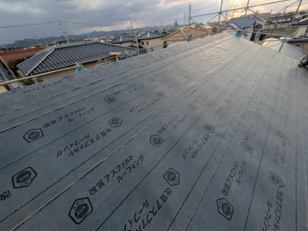 屋根ルーフィングの施工